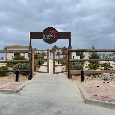 Darcy'S Studio Salalah Exterior photo